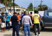 Obreros de villa Cuichapa llevan tres semanas sin recibir su salario