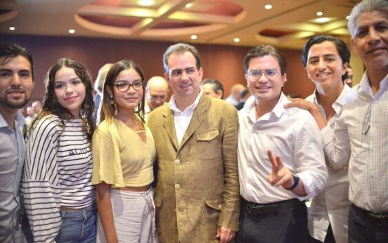 Firma Pepe Yunes Acuerdo por Veracruz