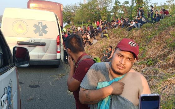 Abandonan a mas de 500 migrantes en la Tinaja-Cosoleacaque