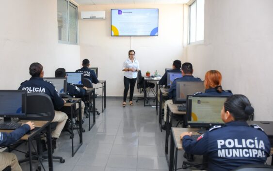 Policías de Coatzacoalcos continúan capacitándose