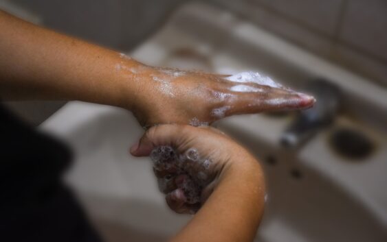 Aplicar un correcto lavado de manos previene el 80% de enfermedades