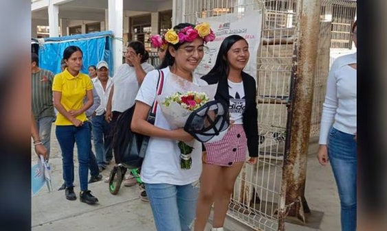 Proceso electoral rojo intenso: Una candidata más asesinada a tiros en pleno evento político