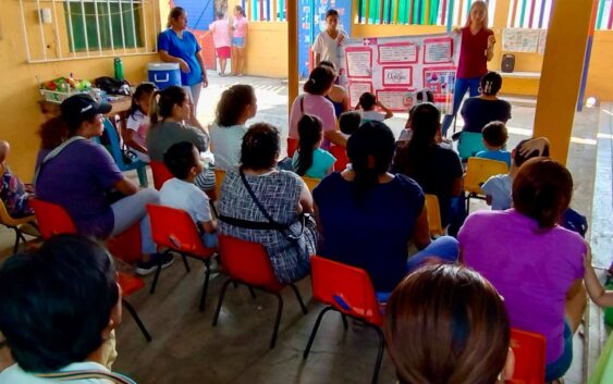 Ayuntamiento de Cosoleacaque realiza acciones de promoción a la salud entre estudiantes del Municipio.