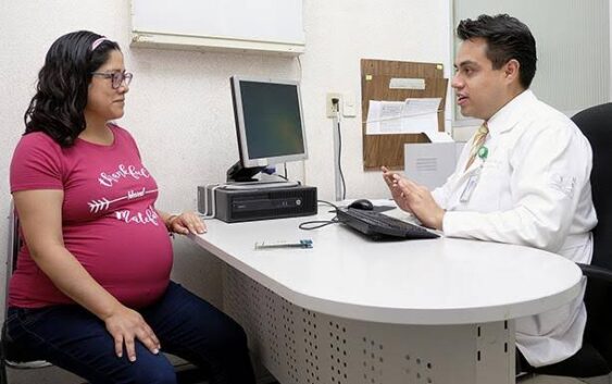 Concientiza IMSS Veracruz Sur a mujeres sobre importancia del control del embarazo