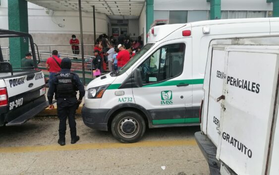 No pidió asistencia medica el indigente que murió afuera del IMSS de Coatzacoalcos