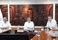 Recibe secretario Vargas Barrientos base de datos de aspirantes sin derecho a inscripción de la UV