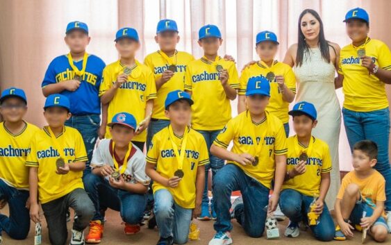 Cachorros de Acayucan campeones de la liga infantil