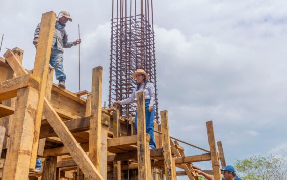 Avanza la construcción del Tanque Elevado en Dehesa