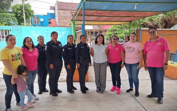 Llevan pláticas de prevención del delito a las escuelas de Cosoleacaque.