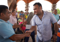 El H. Ayuntamiento de Cosoleacaque y SEDEMA entregan contenedores orgánicos a las escuelas.