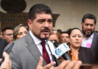 Zenyazen Escobar: hacemos justicia a maestros y profesionistas con reforma constitucional salarial