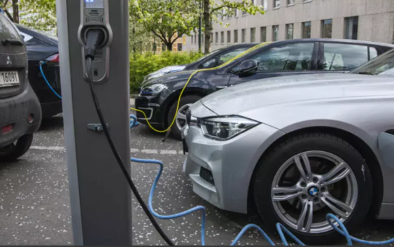 Los coches eléctricos en circulación en Noruega superan por primera vez a los de gasolina