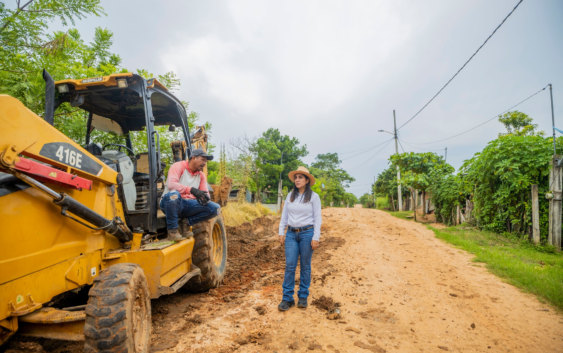 El Zapote y la colonia los gavilanes del municipio de Acayucan se supervisan obras: RRR