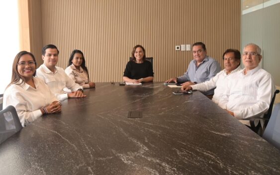 ROCÍO NAHLE ANUNCIA A SECRETARIO DE INFRAESTRUCTURA Y OBRAS Y AL PROCURADOR DE MEDIO AMBIENTE