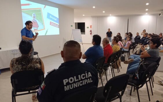 Policía Municipal participa en la 1er. Convención de Sordos en Coatzacoalcos