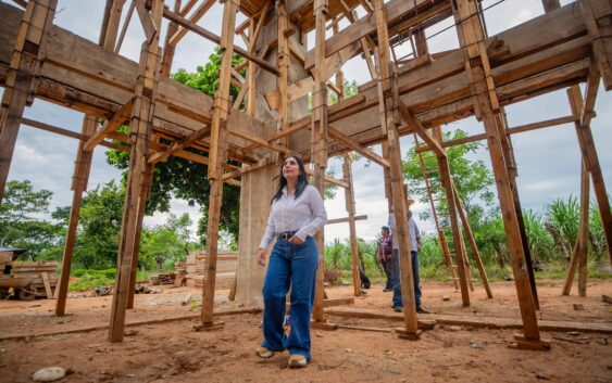 Gobierno y ciudadanía trabajan juntos, para lograr el beneficio de Acayucan: Rosalba Rodríguez