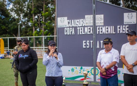 Acayucan celebra el triunfo de “Ruta Correcta”, campeonas de la Copa Telmex Femenil 2024