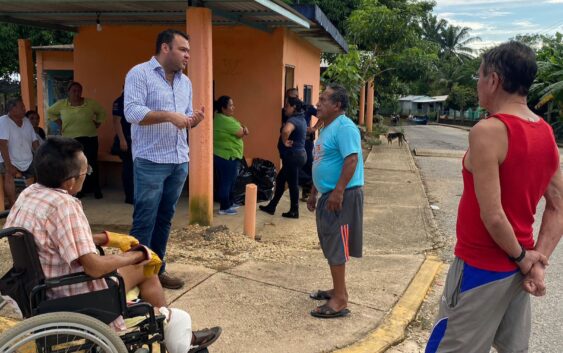 El H. Ayuntamiento de Cosoleacaque mantiene respaldo total en zonas afectadas.