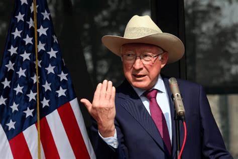 ‘Papelito habla’: Ken Salazar muestra carta sobre la detención del ‘Mayo’ Zambada enviada a la FGR