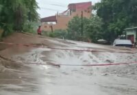 Deslave provoca cierre de la avenida General Anaya en el kilómetro 5