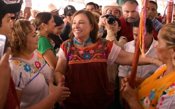 SE REÚNE ROCÍO NAHLE CON BANCADA ELECTA DE MORENA