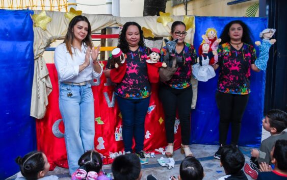 Brinda biblioteca Oralia Bringas divertida ‘Actividad Extramuros’