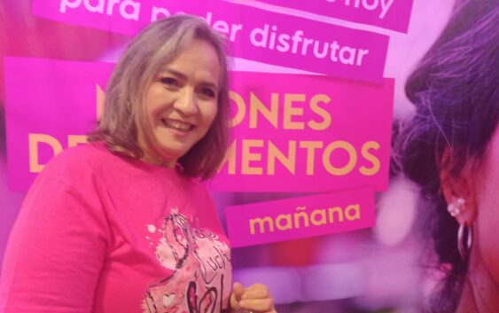 Sobrevivió al cáncer de mama, y ahora ayuda a mujeres a prevenir esta enfermedad