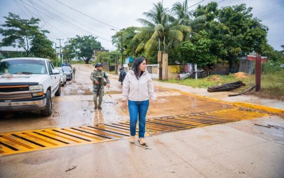 Atención inmediata a zonas afectadas por torrenciales lluvias en Acayucan