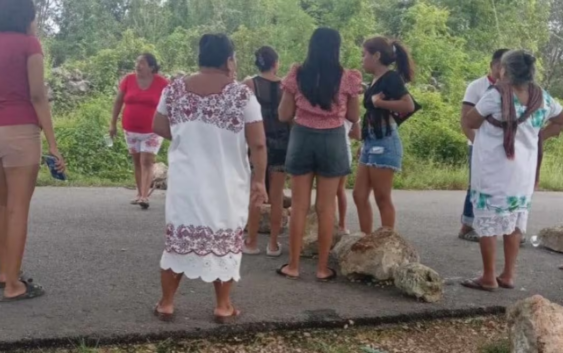 Habitantes bloquean acceso a hotel de lujo en Yucatán; comunidad maya denuncia discriminación y despojo