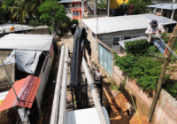 Avanzan trabajos de ampliación de red eléctrica en el callejón el Mirador.