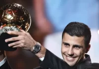 Rodri Hernández, del Manchester City, ganó el Balón de Oro 2024 y se impuso a Vinícius Jr. del Real Madrid