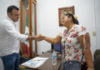 Ponciano Vázquez mantiene diálogo directo con los habitantes de Cosoleacaque.