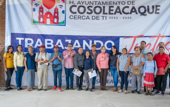 Trabajando Juntos más escuelas e iglesias son beneficiadas en Cosoleacaque.