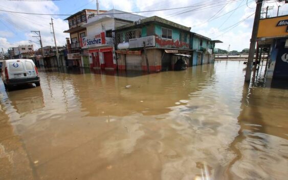 Minatitlán paralizado por inundaciones: ventas bajaron y miles de empleos se perdieron