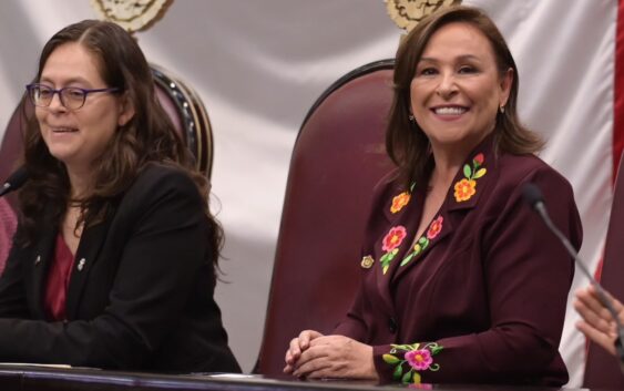 Con la promesa de primero los pobres y olvidados, Rocío Nahle protesta como la primera gobernadora de Veracruz