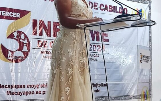 Maestra María del Carmen Bautista Hernández 3er informe de labores en Mecayapan