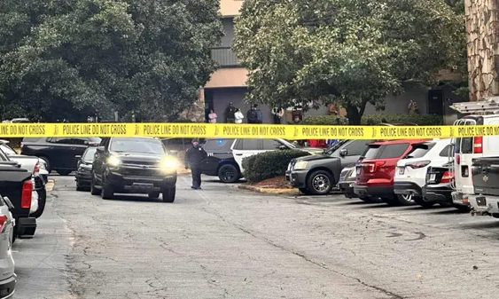 Tiroteo en Consulado de Honduras en Atlanta Hoy; Un Mexicano Impidió Más Víctimas en la Balacera