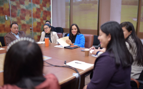 Establece diputada compromiso de dar oportunidad educativa a jóvenes