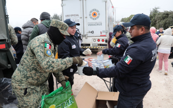 Esperanza y calidez llegan a Huayacocotla y Zacualpan con la Caravana Abrigando Corazones