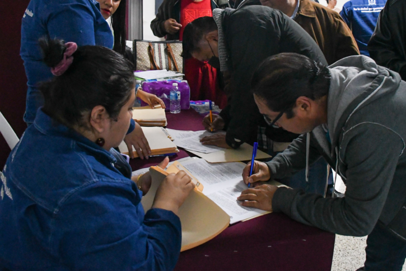 Coatzacoalcos concluye con éxito entrega de actas constitutivas a entrenadores y dirigentes deportivos.