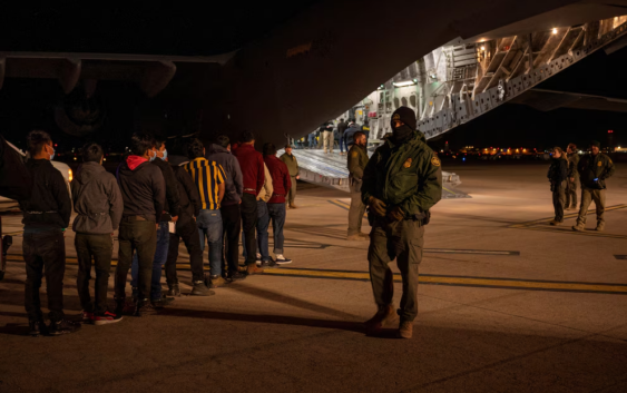 Cuántos aviones con migrantes deportados por EEUU ha aceptado México