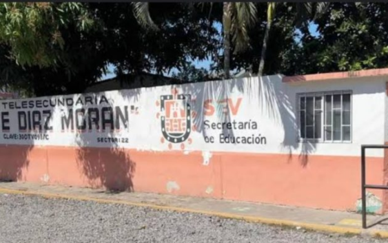 Por amenaza de balacera en telesecundaria suspenden clases