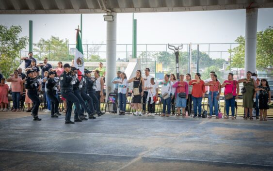 Un éxito el 4to. Concurso de escoltas de nivel primaria en el municipio de Cosoleacaque.