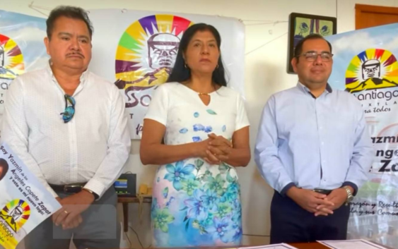 Acompañada del Doctor Carlos Alberto Martinez y Profesor Hugo Organista, Candidato y Suplente a la Síndico de H. Ayuntamiento de Santiago Tuxtla