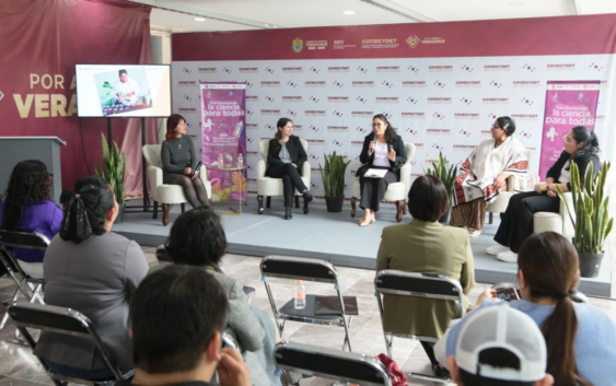 Mujeres científicas se reúnen en Xalapa para resaltar su papel en la investigación y tecnología