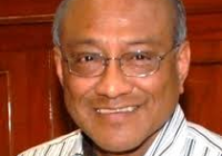 No pierdan el piso, no sean fanfarrones, sean humildes, dice el Profe Esteban a funcionarios