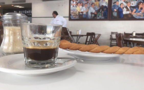 Vacaciones para el Fofo y Lorena, no contaminen a Silvio, que ni vengan.