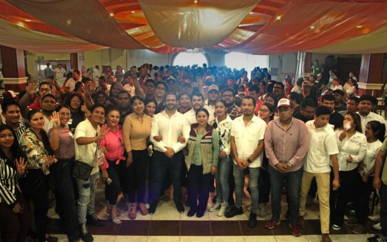 Pedro Miguel Rosaldo dialoga con jóvenes de Coatzacoalcos: seguridad, cultura y empleo, sus principales demandas.
