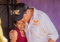 Cuitláhuac Condado candidato de Movimiento Ciudadano recorre la colonia Salvador Allende