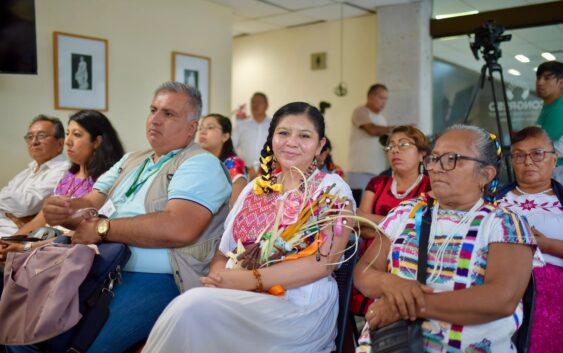 Avanza propuesta de reforma al Artículo 5 constitucional